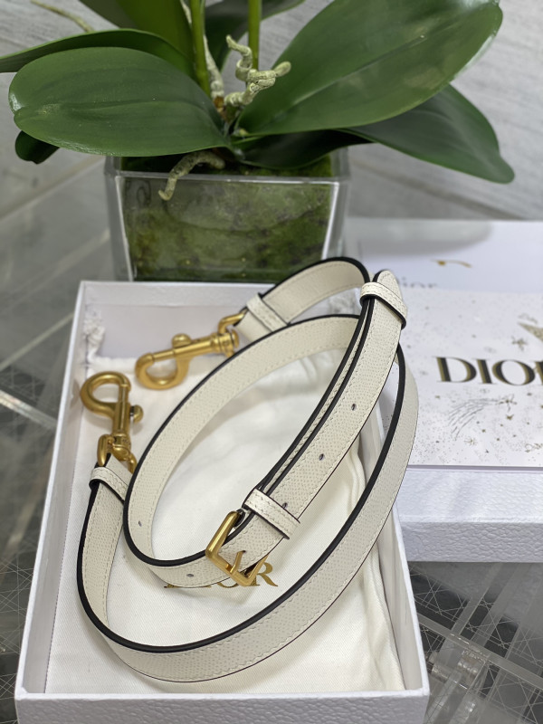 DIRO SADDLE BAG -17*5*15CM [C1TOV-024339] CELINE CHANEL ACCESSORIES LOEWE SHOES LOUIS VUITTON DIRO YSL OTHER BRAND HANDBAGS BALENCIAGA BOTTEGA VENETA GOYARD HERMES BURBERRY VALENTINO GUCCI FENDI MIUMIU CHLOE PRADA BVLGARI SUITCASE NEW ARRIVAL 