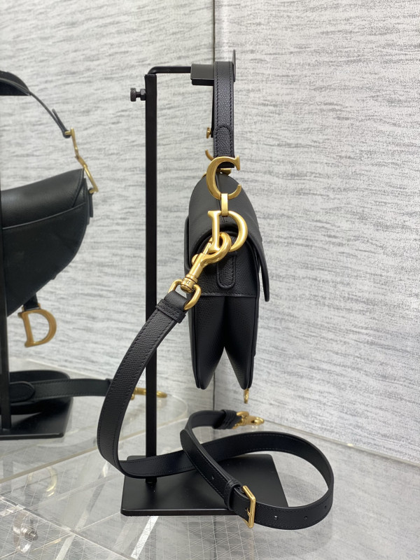 DIRO SADDLE BAG -17*5*15CM [C1TOV-024205] CELINE CHANEL ACCESSORIES LOEWE SHOES LOUIS VUITTON DIRO YSL OTHER BRAND HANDBAGS BALENCIAGA BOTTEGA VENETA GOYARD HERMES BURBERRY VALENTINO GUCCI FENDI MIUMIU CHLOE PRADA BVLGARI SUITCASE NEW ARRIVAL 
