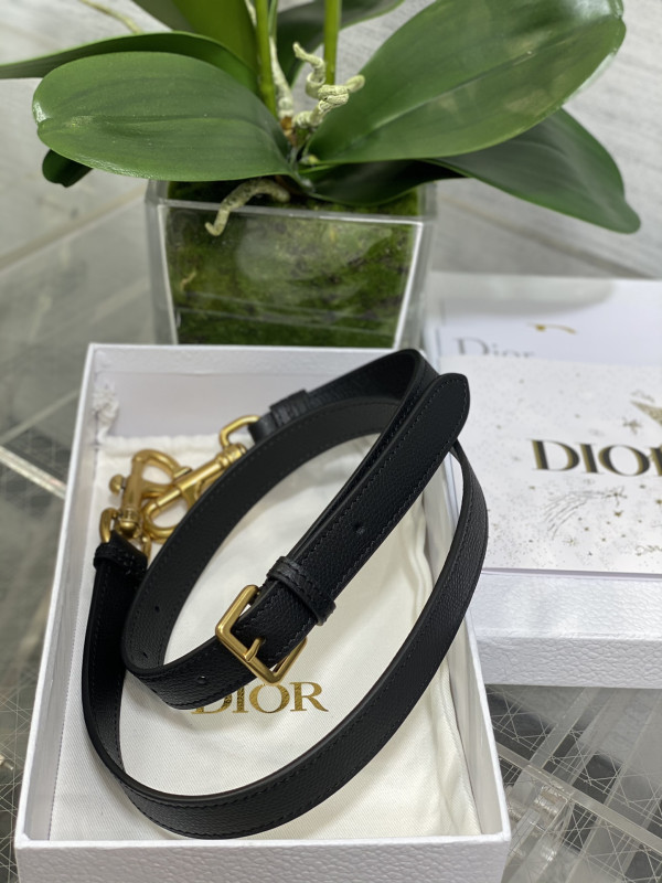 DIRO SADDLE BAG -17*5*15CM [C1TOV-024205] CELINE CHANEL ACCESSORIES LOEWE SHOES LOUIS VUITTON DIRO YSL OTHER BRAND HANDBAGS BALENCIAGA BOTTEGA VENETA GOYARD HERMES BURBERRY VALENTINO GUCCI FENDI MIUMIU CHLOE PRADA BVLGARI SUITCASE NEW ARRIVAL 