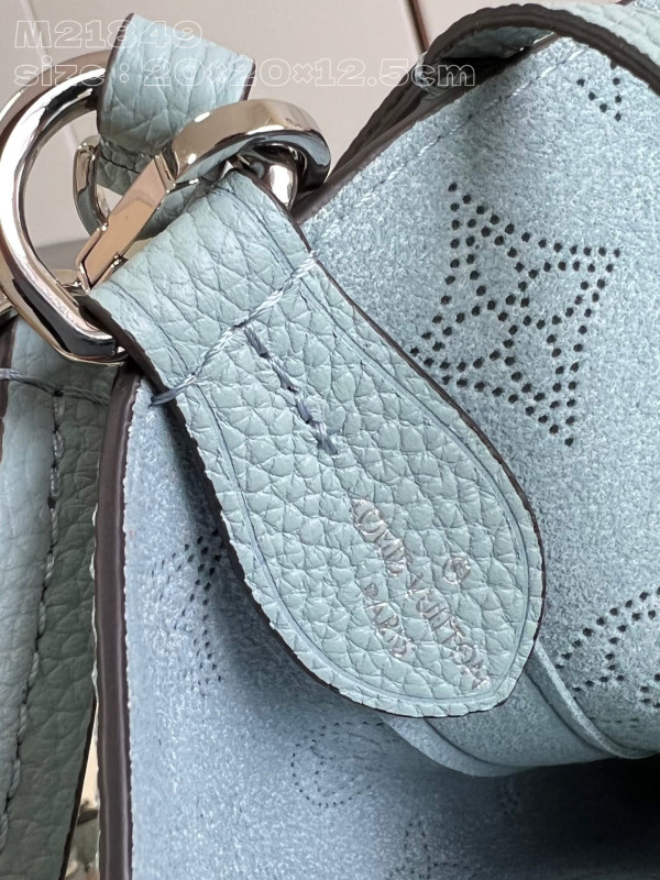 LOUIS VUITTON BLOSSOM PM [C1TOR-094443] CELINE CHANEL ACCESSORIES LOEWE SHOES LOUIS VUITTON DIRO YSL OTHER BRAND HANDBAGS BALENCIAGA BOTTEGA VENETA GOYARD HERMES BURBERRY VALENTINO GUCCI FENDI MIUMIU CHLOE PRADA BVLGARI SUITCASE NEW ARRIVAL 