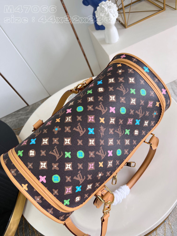 LOUIS VUITTON Dog Bag-44*32*23CM [M47066] CELINE CHANEL ACCESSORIES LOEWE SHOES LOUIS VUITTON DIRO YSL OTHER BRAND HANDBAGS BALENCIAGA BOTTEGA VENETA GOYARD HERMES BURBERRY VALENTINO GUCCI FENDI MIUMIU CHLOE PRADA BVLGARI SUITCASE NEW ARRIVAL 