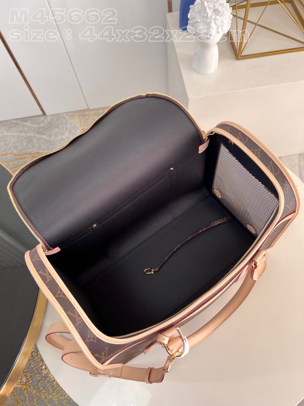 LOUIS VUITTON Dog Bag-44*32*23CM [M45662] CELINE CHANEL ACCESSORIES LOEWE SHOES LOUIS VUITTON DIRO YSL OTHER BRAND HANDBAGS BALENCIAGA BOTTEGA VENETA GOYARD HERMES BURBERRY VALENTINO GUCCI FENDI MIUMIU CHLOE PRADA BVLGARI SUITCASE NEW ARRIVAL 