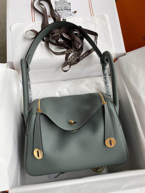 HERMES LINDY 26 HANDMADE [C1TOR-092354] CELINE CHANEL ACCESSORIES LOEWE SHOES LOUIS VUITTON DIRO YSL OTHER BRAND HANDBAGS BALENCIAGA BOTTEGA VENETA GOYARD HERMES BURBERRY VALENTINO GUCCI FENDI MIUMIU CHLOE PRADA BVLGARI SUITCASE NEW ARRIVAL 