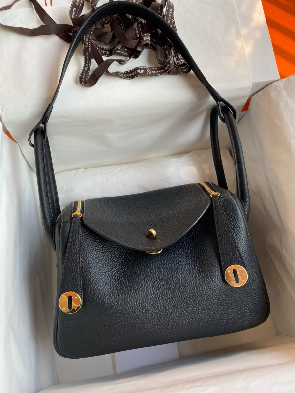 HERMES LINDY 26 HANDMADE [C1TOP-093805] CELINE CHANEL ACCESSORIES LOEWE SHOES LOUIS VUITTON DIRO YSL OTHER BRAND HANDBAGS BALENCIAGA BOTTEGA VENETA GOYARD HERMES BURBERRY VALENTINO GUCCI FENDI MIUMIU CHLOE PRADA BVLGARI SUITCASE NEW ARRIVAL 