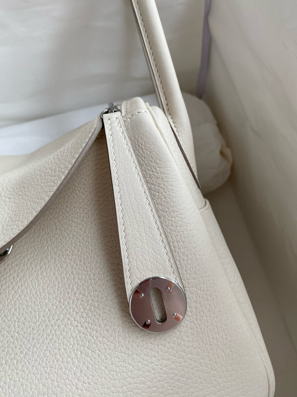 HERMES LINDY 26 HANDMADE [C1TOP-093556] CELINE CHANEL ACCESSORIES LOEWE SHOES LOUIS VUITTON DIRO YSL OTHER BRAND HANDBAGS BALENCIAGA BOTTEGA VENETA GOYARD HERMES BURBERRY VALENTINO GUCCI FENDI MIUMIU CHLOE PRADA BVLGARI SUITCASE NEW ARRIVAL 