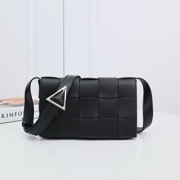 (image for) BOTTEGA VENETA CASSETTE-23*15*5cm