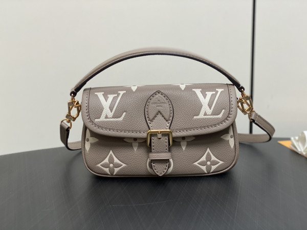 (image for) LOUIS VUITTON Nano Diane-19*10.5*6 CM
