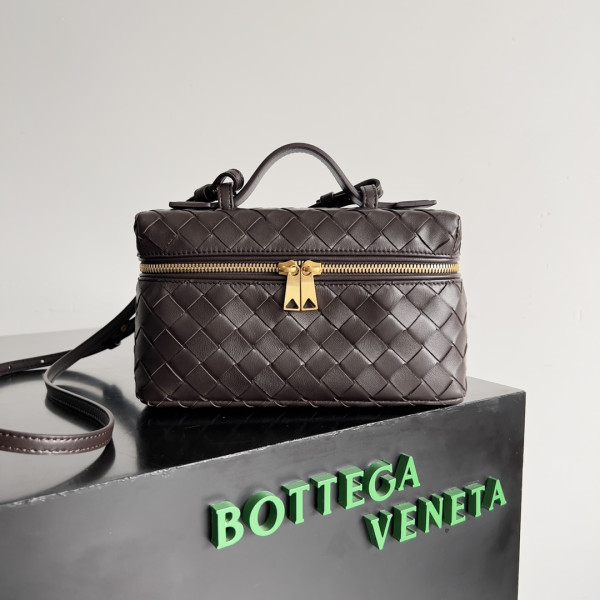 (image for) Bottega Veneta Vanity Case Crossbody Bag