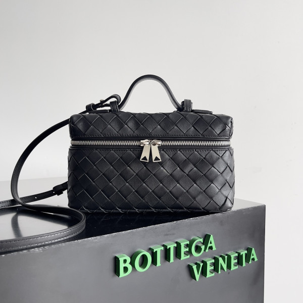 (image for) Bottega Veneta Bang Bang