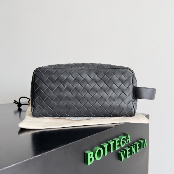 (image for) Bottega Veneta Intrecciato Leather Wallet-On-Strap