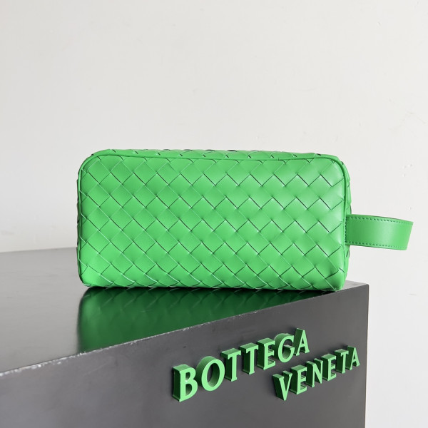 (image for) Bottega Veneta Intrecciato Leather Wallet-On-Strap