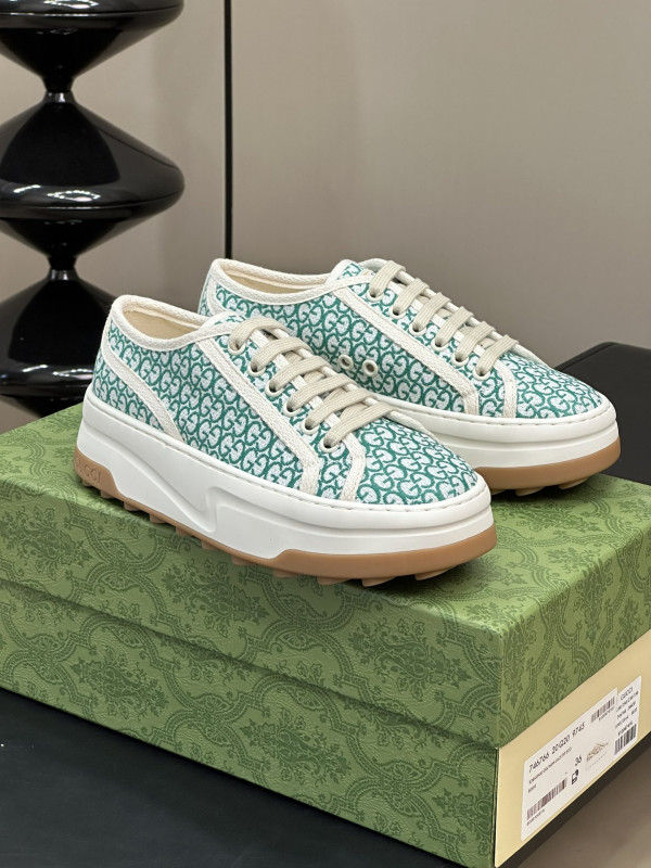 (image for) GUCCI women's GG SNEAKER