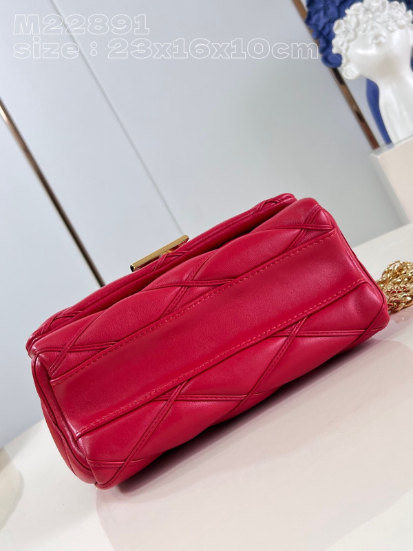 LOUIS VUITTON TWIST-23*16*10cm [C1TM5-074246] CELINE CHANEL ACCESSORIES LOEWE SHOES LOUIS VUITTON DIRO YSL OTHER BRAND HANDBAGS BALENCIAGA BOTTEGA VENETA GOYARD HERMES BURBERRY VALENTINO GUCCI FENDI MIUMIU CHLOE PRADA BVLGARI SUITCASE NEW ARRIVAL 