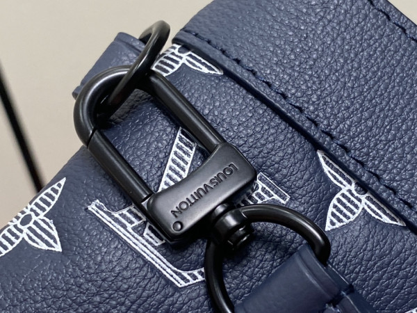 LOUIS VUITTON POCHETTE TO-GO-30*21.5*2cm [M83382-01] CELINE CHANEL ACCESSORIES LOEWE SHOES LOUIS VUITTON DIRO YSL OTHER BRAND HANDBAGS BALENCIAGA BOTTEGA VENETA GOYARD HERMES BURBERRY VALENTINO GUCCI FENDI MIUMIU CHLOE PRADA BVLGARI SUITCASE NEW ARRIVAL 