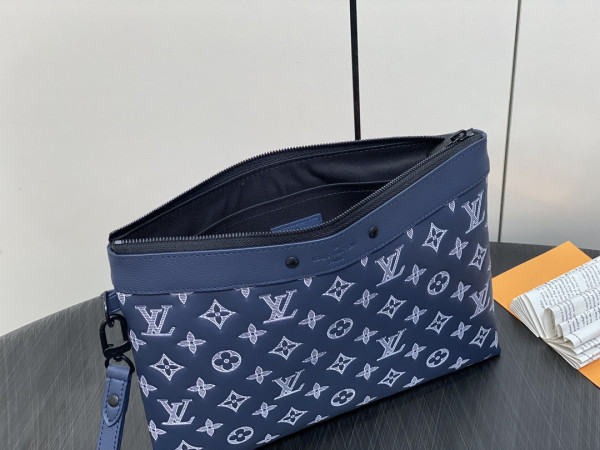 LOUIS VUITTON POCHETTE TO-GO-30*21.5*2cm [M83382-01] CELINE CHANEL ACCESSORIES LOEWE SHOES LOUIS VUITTON DIRO YSL OTHER BRAND HANDBAGS BALENCIAGA BOTTEGA VENETA GOYARD HERMES BURBERRY VALENTINO GUCCI FENDI MIUMIU CHLOE PRADA BVLGARI SUITCASE NEW ARRIVAL 