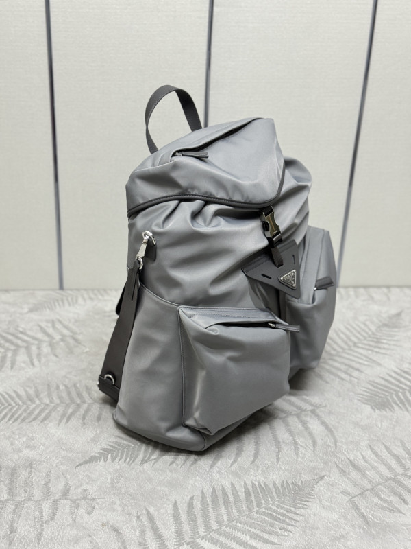 PRADA Backpack-42*38*18CM [C1TM2-035014] CELINE CHANEL ACCESSORIES LOEWE SHOES LOUIS VUITTON DIRO YSL OTHER BRAND HANDBAGS BALENCIAGA BOTTEGA VENETA GOYARD HERMES BURBERRY VALENTINO GUCCI FENDI MIUMIU CHLOE PRADA BVLGARI SUITCASE NEW ARRIVAL 