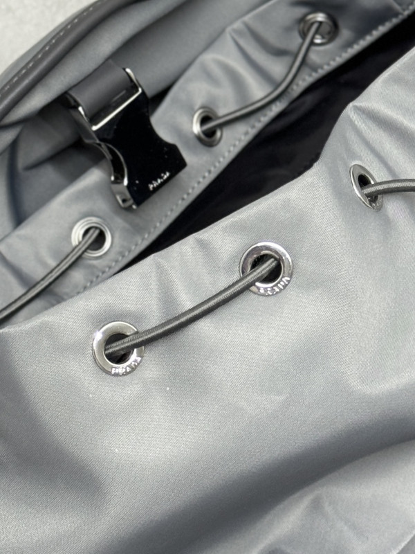 PRADA Backpack-42*38*18CM [C1TM2-035014] CELINE CHANEL ACCESSORIES LOEWE SHOES LOUIS VUITTON DIRO YSL OTHER BRAND HANDBAGS BALENCIAGA BOTTEGA VENETA GOYARD HERMES BURBERRY VALENTINO GUCCI FENDI MIUMIU CHLOE PRADA BVLGARI SUITCASE NEW ARRIVAL 