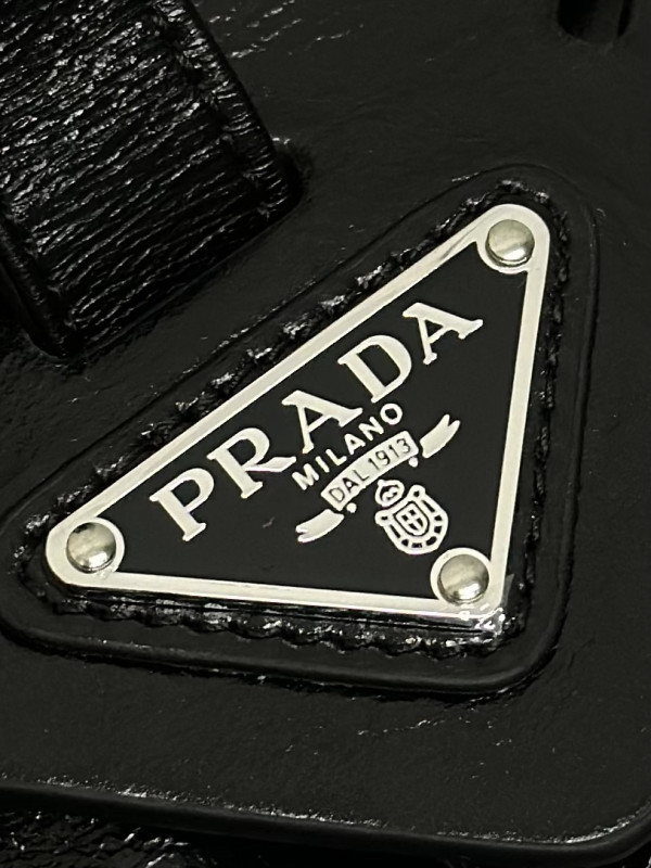 Prada MEN BAG-29*23*15CM [2VD062] CELINE CHANEL ACCESSORIES LOEWE SHOES LOUIS VUITTON DIRO YSL OTHER BRAND HANDBAGS BALENCIAGA BOTTEGA VENETA GOYARD HERMES BURBERRY VALENTINO GUCCI FENDI MIUMIU CHLOE PRADA BVLGARI SUITCASE NEW ARRIVAL 