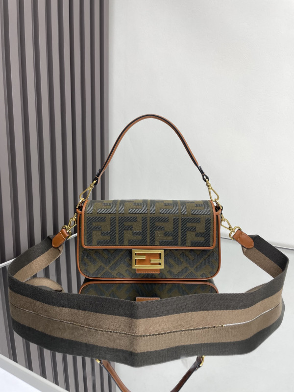 (image for) FENDI BAGUETTE-26*13*6CM