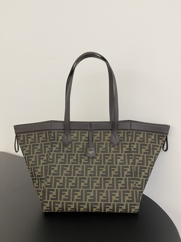(image for) Fendi Origami- 32.5*32.5*27.5cm