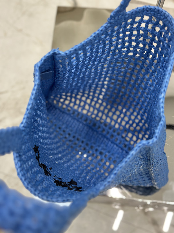 PRADA Crochet tote bag [C1TLT-072940] CELINE CHANEL ACCESSORIES LOEWE SHOES LOUIS VUITTON DIRO YSL OTHER BRAND HANDBAGS BALENCIAGA BOTTEGA VENETA GOYARD HERMES BURBERRY VALENTINO GUCCI FENDI MIUMIU CHLOE PRADA BVLGARI SUITCASE NEW ARRIVAL 