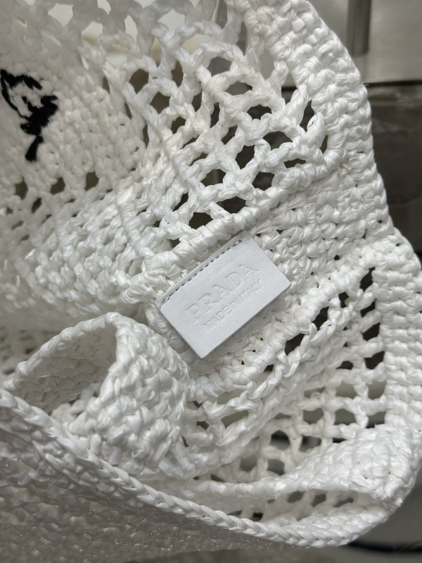 PRADA Crochet tote bag [C1TLT-072706] CELINE CHANEL ACCESSORIES LOEWE SHOES LOUIS VUITTON DIRO YSL OTHER BRAND HANDBAGS BALENCIAGA BOTTEGA VENETA GOYARD HERMES BURBERRY VALENTINO GUCCI FENDI MIUMIU CHLOE PRADA BVLGARI SUITCASE NEW ARRIVAL 
