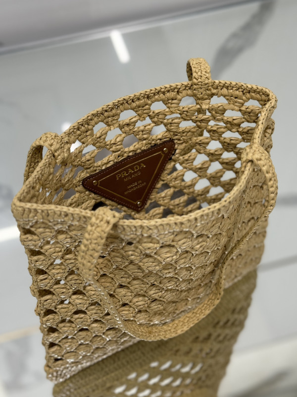 PRADA Woven fabric crochet tote bag [1BG493] CELINE CHANEL ACCESSORIES LOEWE SHOES LOUIS VUITTON DIRO YSL OTHER BRAND HANDBAGS BALENCIAGA BOTTEGA VENETA GOYARD HERMES BURBERRY VALENTINO GUCCI FENDI MIUMIU CHLOE PRADA BVLGARI SUITCASE NEW ARRIVAL 