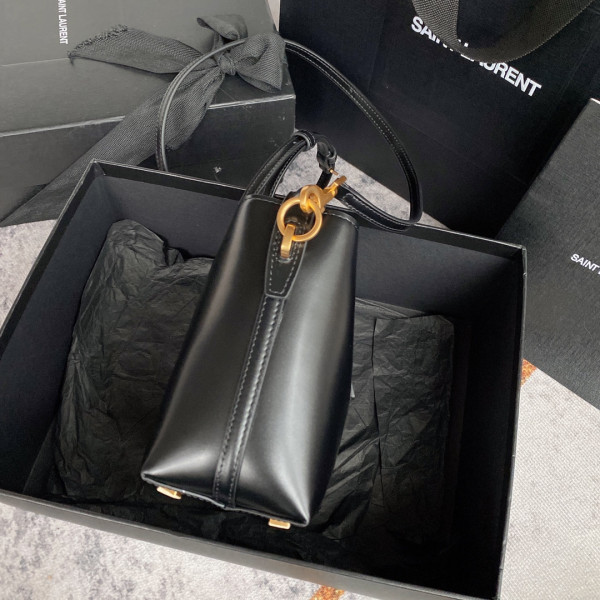 YSL LE 37 HOBO BAG -15*13*6cm [765870] CELINE CHANEL ACCESSORIES LOEWE SHOES LOUIS VUITTON DIRO YSL OTHER BRAND HANDBAGS BALENCIAGA BOTTEGA VENETA GOYARD HERMES BURBERRY VALENTINO GUCCI FENDI MIUMIU CHLOE PRADA BVLGARI SUITCASE NEW ARRIVAL 