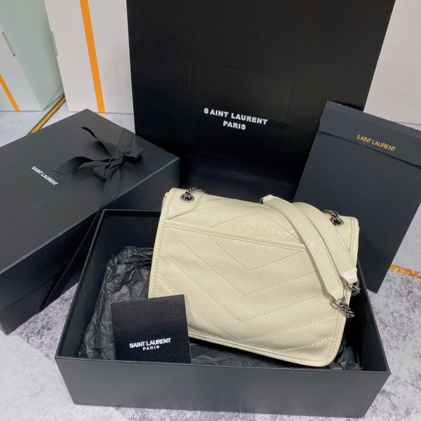 YSL NIKI BABY-22*16*12CM [C1TLT-031457] CELINE CHANEL ACCESSORIES LOEWE SHOES LOUIS VUITTON DIRO YSL OTHER BRAND HANDBAGS BALENCIAGA BOTTEGA VENETA GOYARD HERMES BURBERRY VALENTINO GUCCI FENDI MIUMIU CHLOE PRADA BVLGARI SUITCASE NEW ARRIVAL 