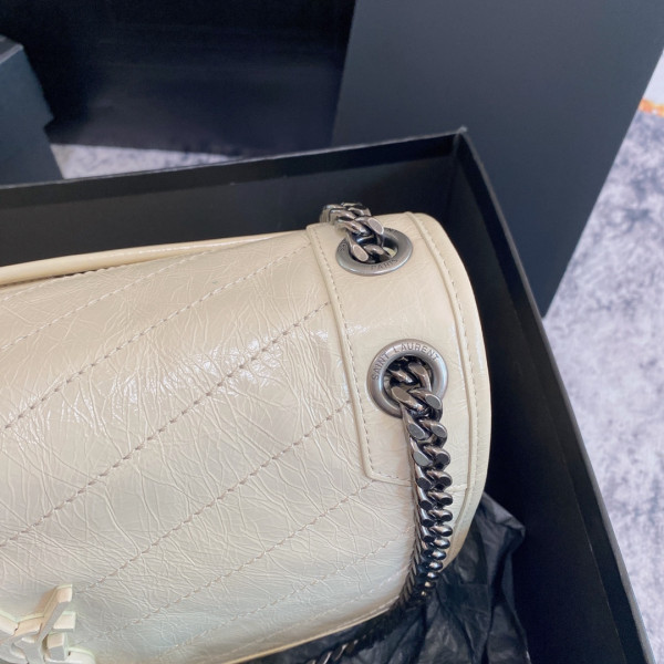 YSL NIKI MEDIUM IN VINTAGE LEATHER-28*20*8CM [633158奶白色] CELINE CHANEL ACCESSORIES LOEWE SHOES LOUIS VUITTON DIRO YSL OTHER BRAND HANDBAGS BALENCIAGA BOTTEGA VENETA GOYARD HERMES BURBERRY VALENTINO GUCCI FENDI MIUMIU CHLOE PRADA BVLGARI SUITCASE NEW ARRIVAL 