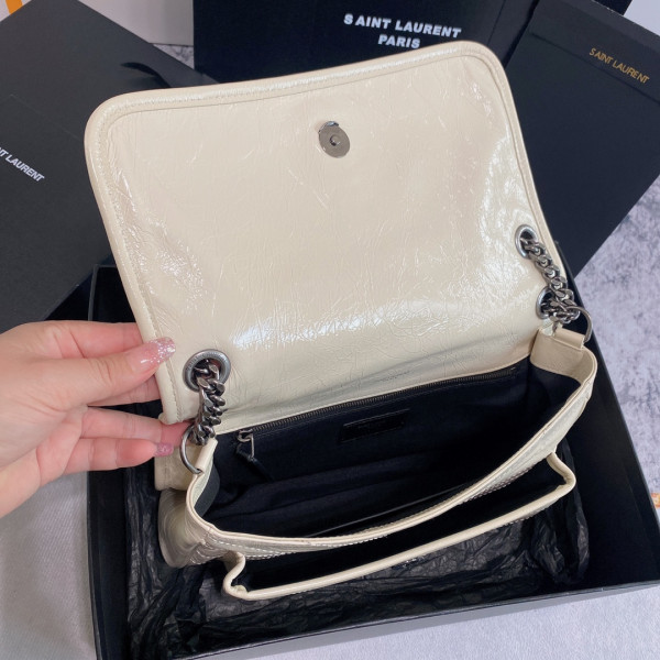 YSL NIKI MEDIUM IN VINTAGE LEATHER-28*20*8CM [633158奶白色] CELINE CHANEL ACCESSORIES LOEWE SHOES LOUIS VUITTON DIRO YSL OTHER BRAND HANDBAGS BALENCIAGA BOTTEGA VENETA GOYARD HERMES BURBERRY VALENTINO GUCCI FENDI MIUMIU CHLOE PRADA BVLGARI SUITCASE NEW ARRIVAL 