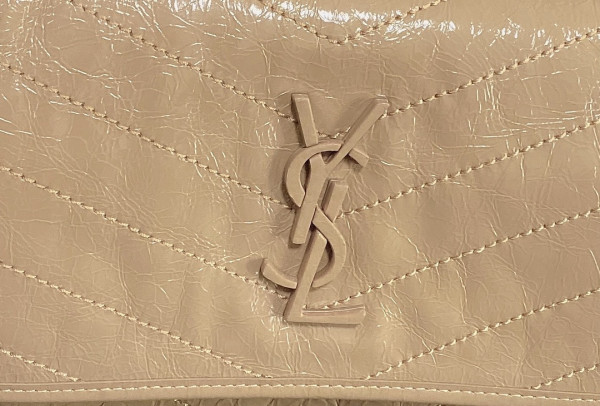 YSL NIKI MEDIUM-28*20*8CM [C1TLT-030859] CELINE CHANEL ACCESSORIES LOEWE SHOES LOUIS VUITTON DIRO YSL OTHER BRAND HANDBAGS BALENCIAGA BOTTEGA VENETA GOYARD HERMES BURBERRY VALENTINO GUCCI FENDI MIUMIU CHLOE PRADA BVLGARI SUITCASE NEW ARRIVAL 