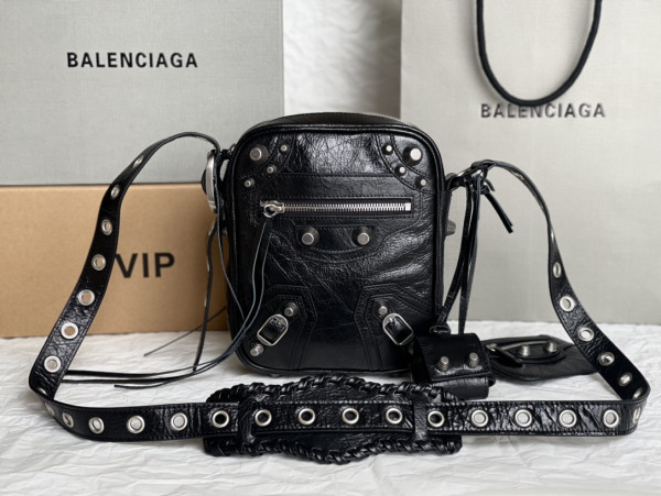 (image for) Balenciag Crossbody Bag-21*17*4.5CM
