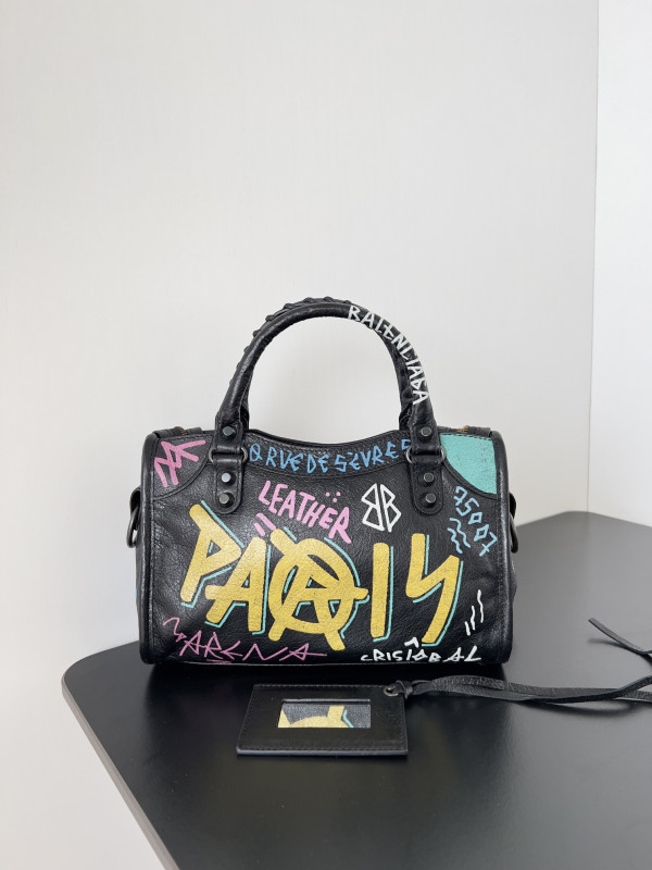 Balenciag Graffiti Classic City-23*9*16cm (image for) Balenciag Graffiti Classic City-23*9*16cm