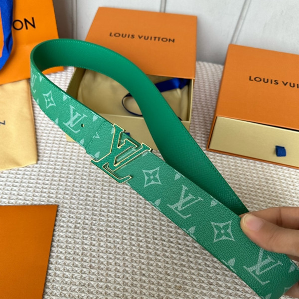 LOUIS VUITTON BELT [C1TLK-061651] CELINE CHANEL ACCESSORIES LOEWE SHOES LOUIS VUITTON DIRO YSL OTHER BRAND HANDBAGS BALENCIAGA BOTTEGA VENETA GOYARD HERMES BURBERRY VALENTINO GUCCI FENDI MIUMIU CHLOE PRADA BVLGARI SUITCASE NEW ARRIVAL 