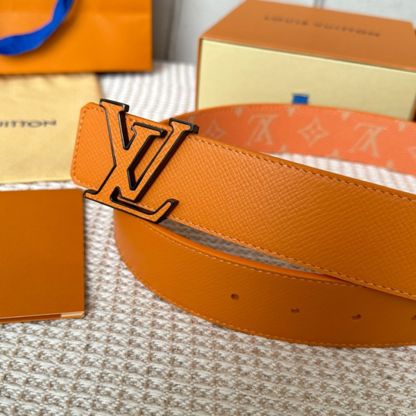 LOUIS VUITTON BELT [C1TLK-061508] CELINE CHANEL ACCESSORIES LOEWE SHOES LOUIS VUITTON DIRO YSL OTHER BRAND HANDBAGS BALENCIAGA BOTTEGA VENETA GOYARD HERMES BURBERRY VALENTINO GUCCI FENDI MIUMIU CHLOE PRADA BVLGARI SUITCASE NEW ARRIVAL 