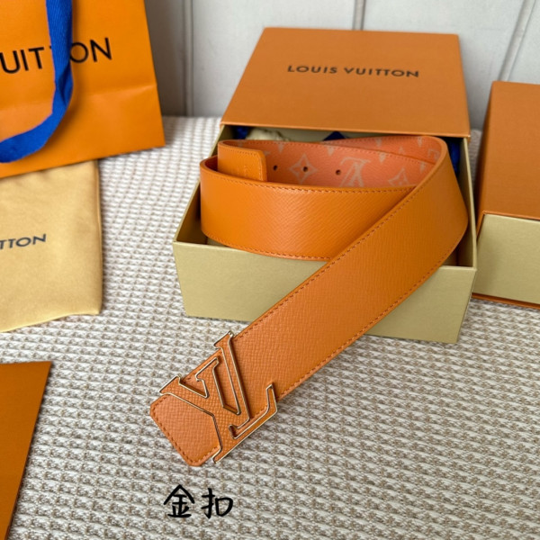 LOUIS VUITTON BELT [C1TLK-061410] CELINE CHANEL ACCESSORIES LOEWE SHOES LOUIS VUITTON DIRO YSL OTHER BRAND HANDBAGS BALENCIAGA BOTTEGA VENETA GOYARD HERMES BURBERRY VALENTINO GUCCI FENDI MIUMIU CHLOE PRADA BVLGARI SUITCASE NEW ARRIVAL 