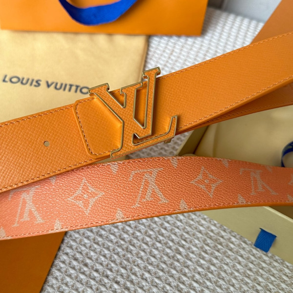 LOUIS VUITTON BELT [C1TLK-061410] CELINE CHANEL ACCESSORIES LOEWE SHOES LOUIS VUITTON DIRO YSL OTHER BRAND HANDBAGS BALENCIAGA BOTTEGA VENETA GOYARD HERMES BURBERRY VALENTINO GUCCI FENDI MIUMIU CHLOE PRADA BVLGARI SUITCASE NEW ARRIVAL 