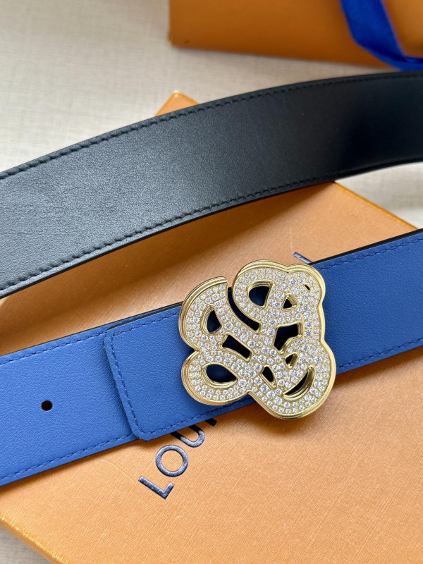 LOUIS VUITTON BELT [C1TLK-061010] CELINE CHANEL ACCESSORIES LOEWE SHOES LOUIS VUITTON DIRO YSL OTHER BRAND HANDBAGS BALENCIAGA BOTTEGA VENETA GOYARD HERMES BURBERRY VALENTINO GUCCI FENDI MIUMIU CHLOE PRADA BVLGARI SUITCASE NEW ARRIVAL 