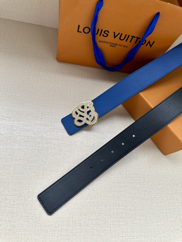 LOUIS VUITTON BELT [C1TLK-061010] CELINE CHANEL ACCESSORIES LOEWE SHOES LOUIS VUITTON DIRO YSL OTHER BRAND HANDBAGS BALENCIAGA BOTTEGA VENETA GOYARD HERMES BURBERRY VALENTINO GUCCI FENDI MIUMIU CHLOE PRADA BVLGARI SUITCASE NEW ARRIVAL 