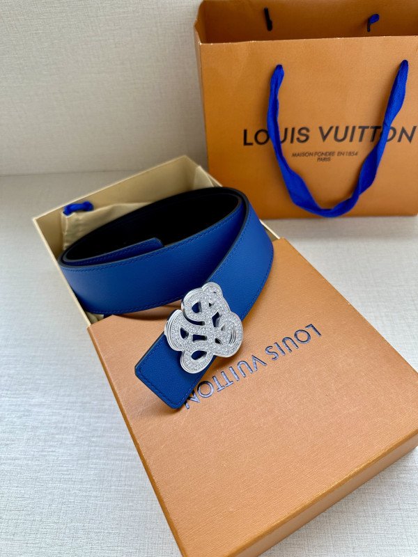 LOUIS VUITTON BELT [C1TLK-061010] CELINE CHANEL ACCESSORIES LOEWE SHOES LOUIS VUITTON DIRO YSL OTHER BRAND HANDBAGS BALENCIAGA BOTTEGA VENETA GOYARD HERMES BURBERRY VALENTINO GUCCI FENDI MIUMIU CHLOE PRADA BVLGARI SUITCASE NEW ARRIVAL 