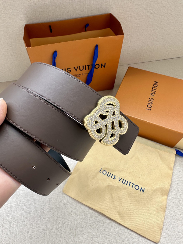 LOUIS VUITTON BELT [C1TLK-060927] CELINE CHANEL ACCESSORIES LOEWE SHOES LOUIS VUITTON DIRO YSL OTHER BRAND HANDBAGS BALENCIAGA BOTTEGA VENETA GOYARD HERMES BURBERRY VALENTINO GUCCI FENDI MIUMIU CHLOE PRADA BVLGARI SUITCASE NEW ARRIVAL 