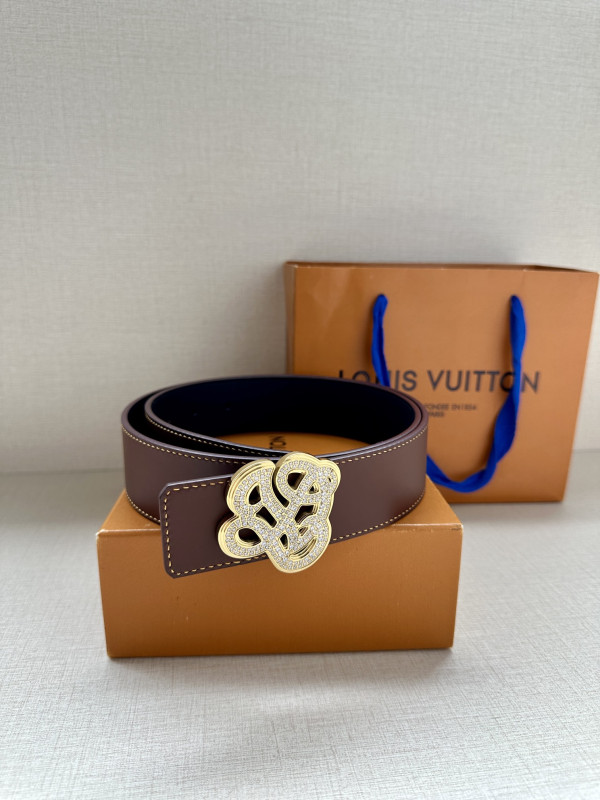LOUIS VUITTON BELT [C1TLK-060610] CELINE CHANEL ACCESSORIES LOEWE SHOES LOUIS VUITTON DIRO YSL OTHER BRAND HANDBAGS BALENCIAGA BOTTEGA VENETA GOYARD HERMES BURBERRY VALENTINO GUCCI FENDI MIUMIU CHLOE PRADA BVLGARI SUITCASE NEW ARRIVAL 