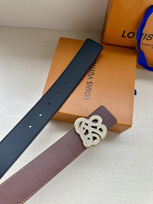 LOUIS VUITTON BELT [C1TLK-060610] CELINE CHANEL ACCESSORIES LOEWE SHOES LOUIS VUITTON DIRO YSL OTHER BRAND HANDBAGS BALENCIAGA BOTTEGA VENETA GOYARD HERMES BURBERRY VALENTINO GUCCI FENDI MIUMIU CHLOE PRADA BVLGARI SUITCASE NEW ARRIVAL 