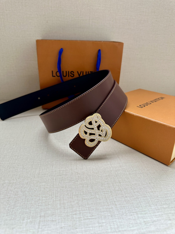 LOUIS VUITTON BELT [C1TLK-060610] CELINE CHANEL ACCESSORIES LOEWE SHOES LOUIS VUITTON DIRO YSL OTHER BRAND HANDBAGS BALENCIAGA BOTTEGA VENETA GOYARD HERMES BURBERRY VALENTINO GUCCI FENDI MIUMIU CHLOE PRADA BVLGARI SUITCASE NEW ARRIVAL 