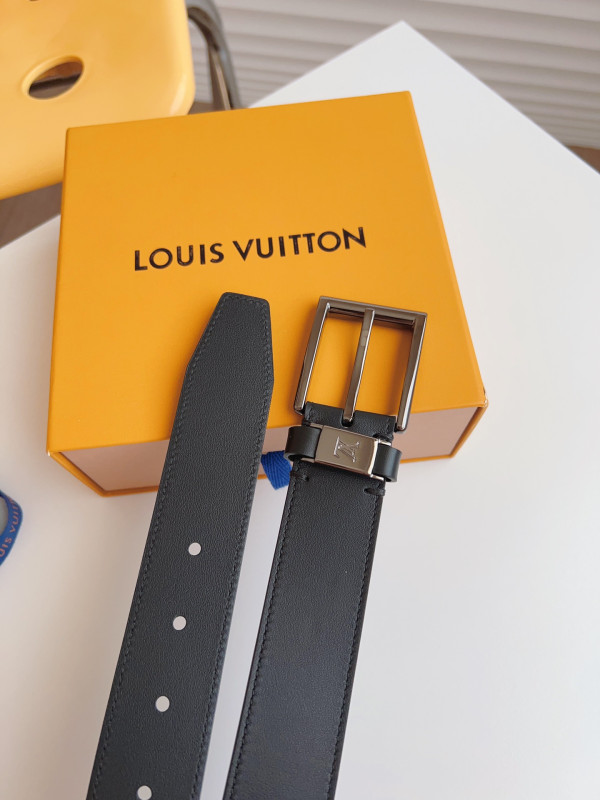 LOUIS VUITTON BELT [C1TLK-035708] CELINE CHANEL ACCESSORIES LOEWE SHOES LOUIS VUITTON DIRO YSL OTHER BRAND HANDBAGS BALENCIAGA BOTTEGA VENETA GOYARD HERMES BURBERRY VALENTINO GUCCI FENDI MIUMIU CHLOE PRADA BVLGARI SUITCASE NEW ARRIVAL 