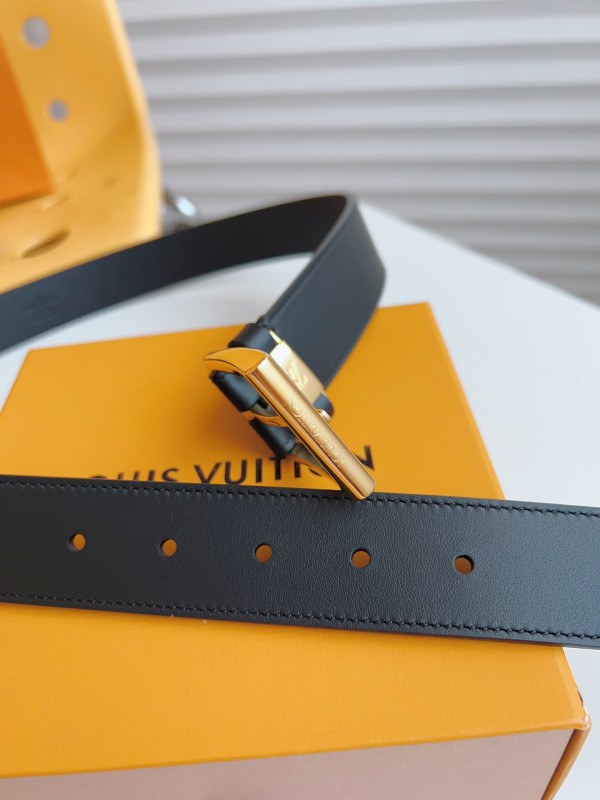 LOUIS VUITTON BELT [C1TLK-035619] CELINE CHANEL ACCESSORIES LOEWE SHOES LOUIS VUITTON DIRO YSL OTHER BRAND HANDBAGS BALENCIAGA BOTTEGA VENETA GOYARD HERMES BURBERRY VALENTINO GUCCI FENDI MIUMIU CHLOE PRADA BVLGARI SUITCASE NEW ARRIVAL 