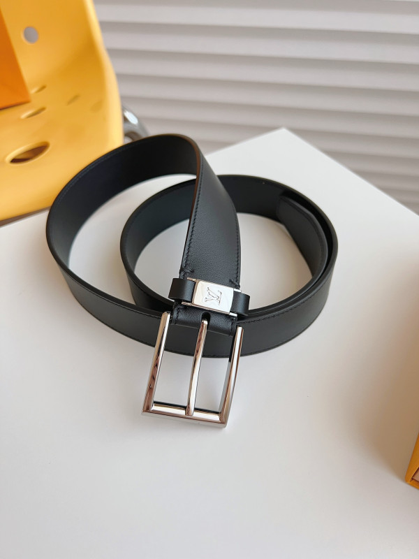 LOUIS VUITTON BELT [C1TLK-035514] CELINE CHANEL ACCESSORIES LOEWE SHOES LOUIS VUITTON DIRO YSL OTHER BRAND HANDBAGS BALENCIAGA BOTTEGA VENETA GOYARD HERMES BURBERRY VALENTINO GUCCI FENDI MIUMIU CHLOE PRADA BVLGARI SUITCASE NEW ARRIVAL 