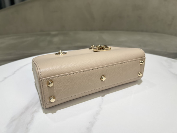 Diro Lady D-Sire My ABCDiro Bag-26*15*8CM [C1TLK-030502] CELINE CHANEL ACCESSORIES LOEWE SHOES LOUIS VUITTON DIRO YSL OTHER BRAND HANDBAGS BALENCIAGA BOTTEGA VENETA GOYARD HERMES BURBERRY VALENTINO GUCCI FENDI MIUMIU CHLOE PRADA BVLGARI SUITCASE NEW ARRIVAL 