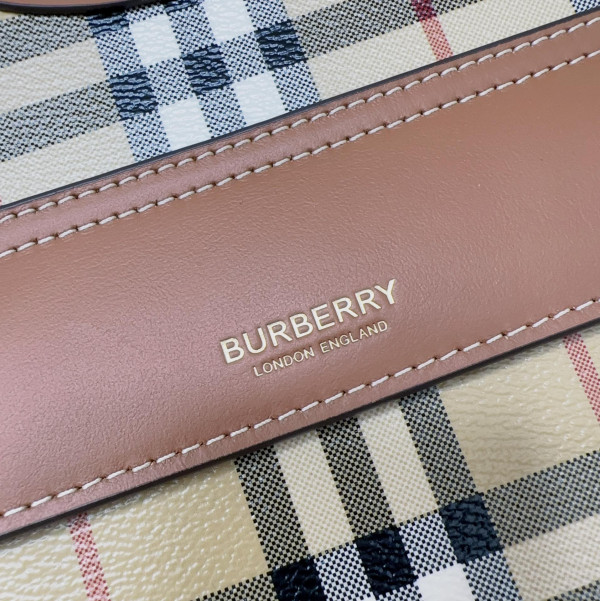 BURBERRY Mini Pocket Bag-23*6*26.5CM [C1TLK-025028] CELINE CHANEL ACCESSORIES LOEWE SHOES LOUIS VUITTON DIRO YSL OTHER BRAND HANDBAGS BALENCIAGA BOTTEGA VENETA GOYARD HERMES BURBERRY VALENTINO GUCCI FENDI MIUMIU CHLOE PRADA BVLGARI SUITCASE NEW ARRIVAL 